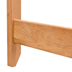 Yancy Cobler Queen Bed