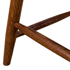 Swivel Bar stool - Red Oak