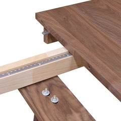 Carlyl Dining Table